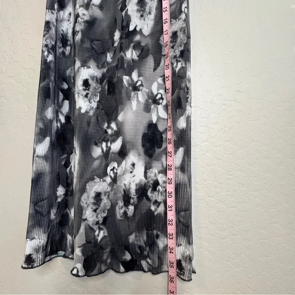 TOPSHOT Print Plisse’ Midi Shirt - Picture 3 of 7